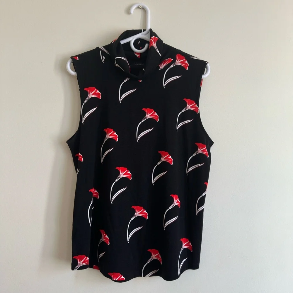 Ann Taylor || woman’s sleeveless woman’s floral blouse Sz Large